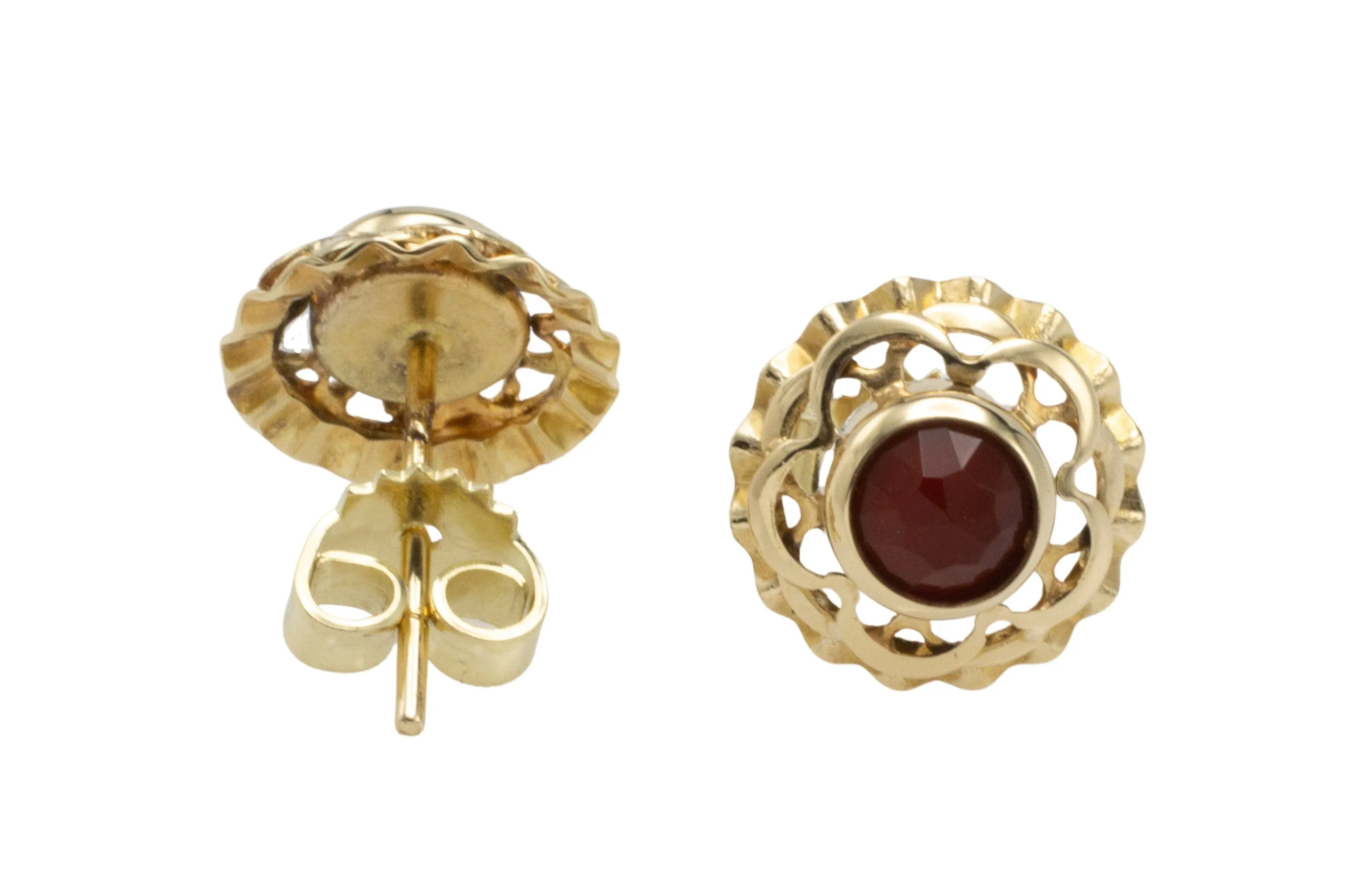 Carnelian studs in 14 carat gold