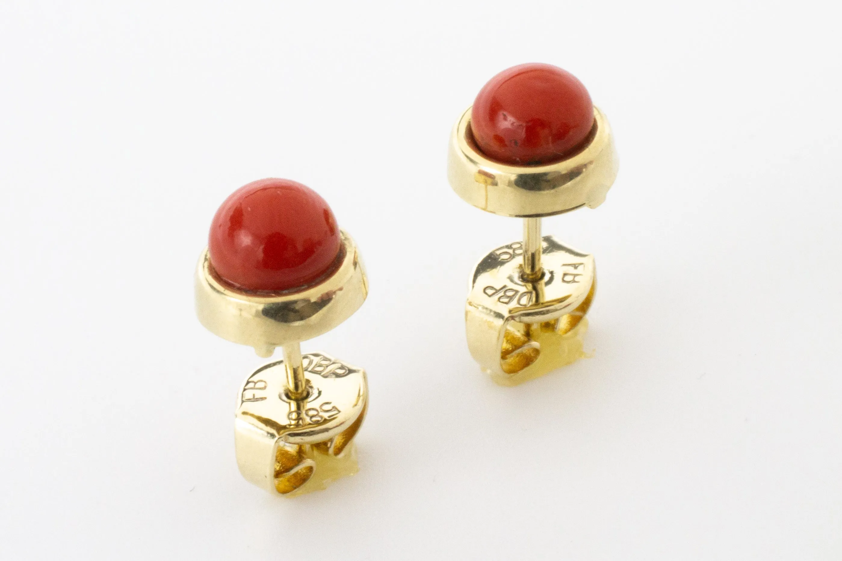 Vintage 14 carat gold studs